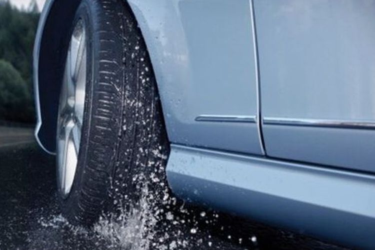 road trip, hybrid, listrik, hujan, licin, Pahami Karakter Ban Sesuai Jenis Mobil Saat Road Trip Akhir Tahun