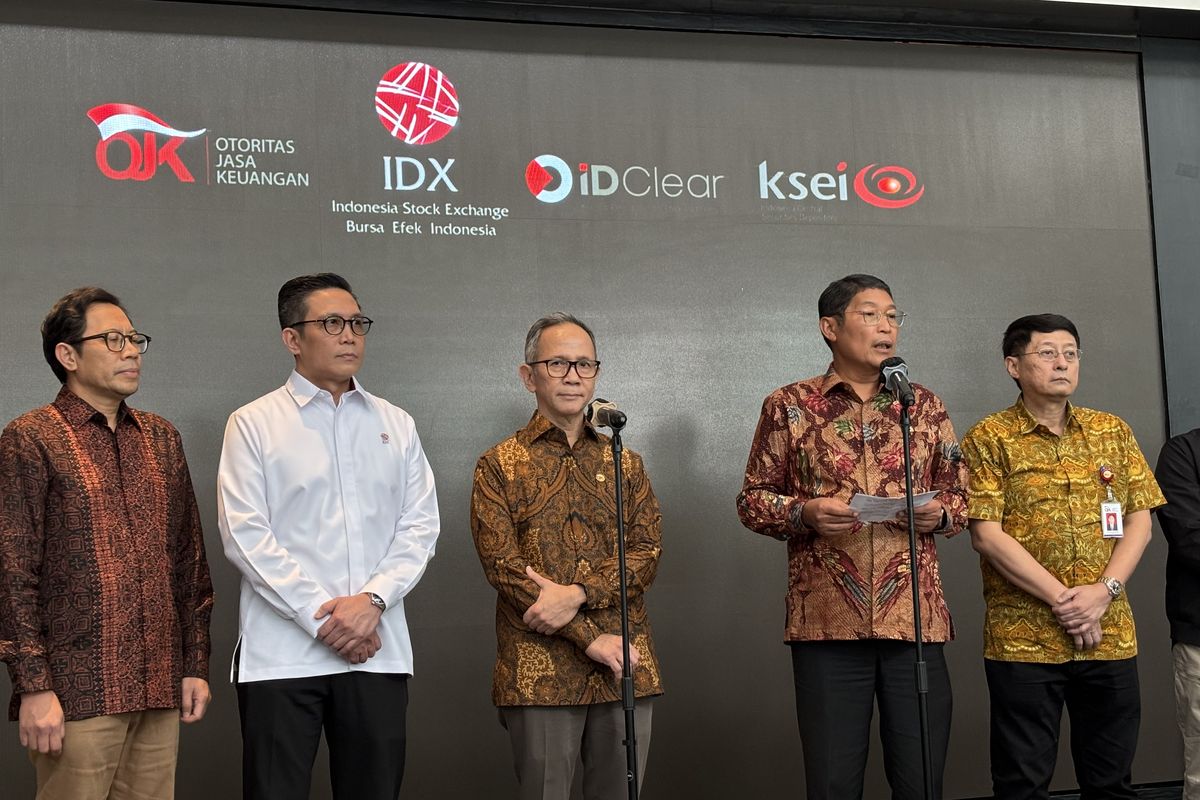 Mahendra Siregar, Ketua Dewan Komisioner OJK, Profil Mahendra Siregar, Ketua OJK yang Mengundurkan Diri di Tengah Gejolak IHSG