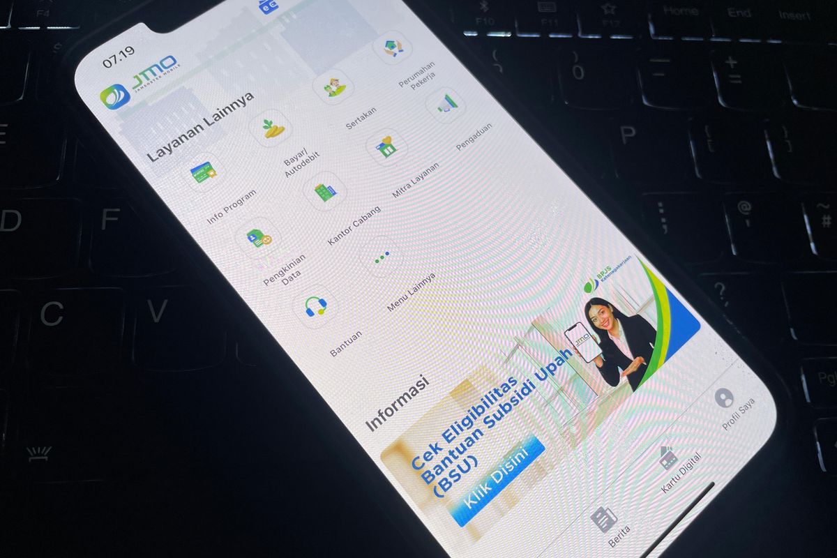 BSU 2025, Bantuan Subsidi Upah, cara cek BSU 2025, cara cek penerima BSU 2025, Cara cek penerima BSU 2025, Jamsostek Mobile, BPJS Ketenagakerjaan, Cek BSU di JMO, cek BSU di JMO, 2 Cara Cek Penerima BSU 2025 Online lewat HP dengan Mudah