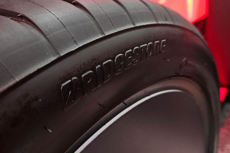 Bridgestone, Thailand, Potenza, Potenza Adrenalin RE005, teknologi, Bridgestone Rilis Potenza RE005, Tawarkan Handling yang Lebih Optimal