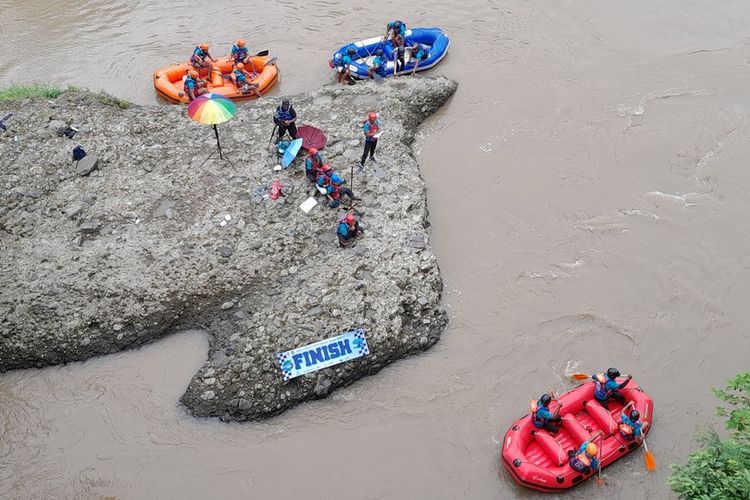 Kulon Progo, Arung Progo Festival 2025, yogyakarta, Kulonprogo, Pemkab Kulon Progo Kenalkan Candi Borobudur Lewat Festival Arung Jeram