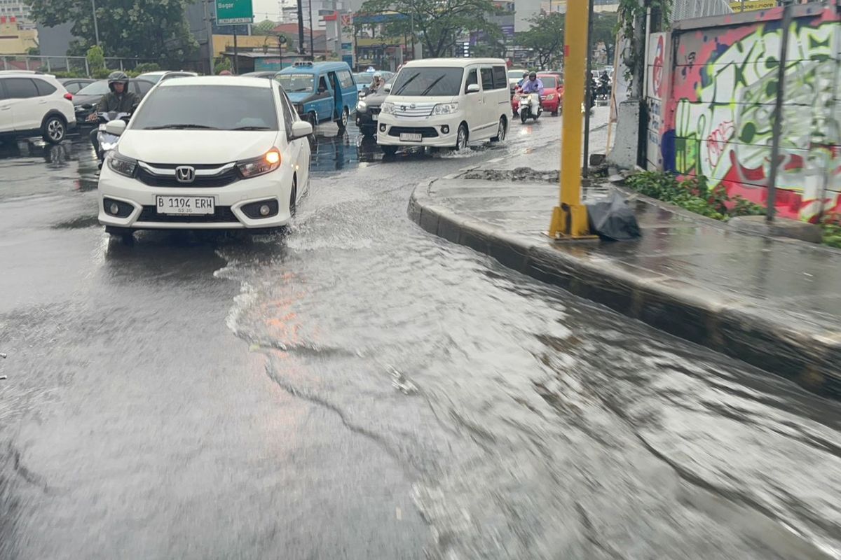 Transmisi otomatis, genangan air, Hermas Efendi Prabowo, Musim Hujan, Dampak Genangan Air Pada Transmisi Mobil: Apa yang Perlu Diketahui