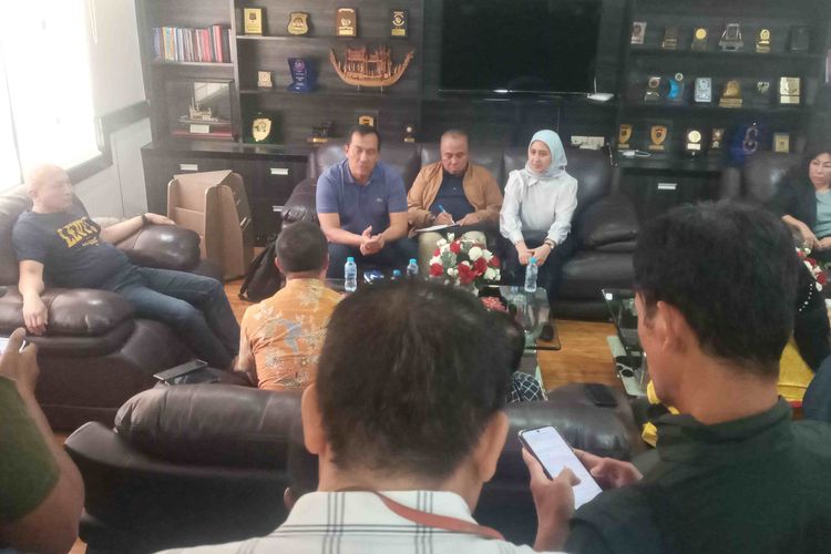 TINS, pt timah tbk, karyawan PT Timah, PT Timah, ancaman PHK massal, Target Produksi Meleset, 4.000 Karyawan PT Timah Waswas, Separuhnya Bisa Kehilangan Pekerjaan