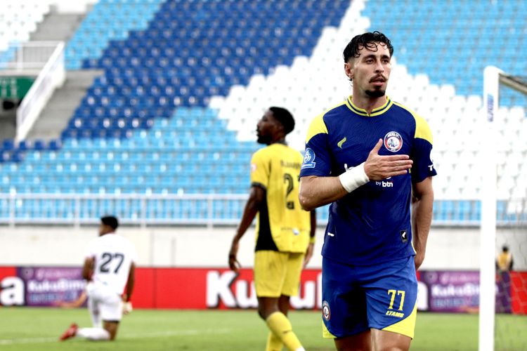 Arema FC, Persebaya, Marcos Santos, Arema FC vs Persebaya, Gustavo Franca, Arema FC Vs Persebaya, Tanpa Penonton, Singo Edan Sudah Siap Mental
