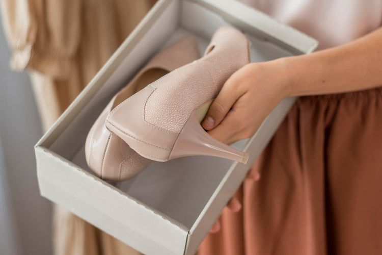 silica gel, gel silika, fungsi silica gel, fungsi silica gel pada sepatu, kegunaan silica gel, silica gel untuk sepatu, Jangan Buang Silica Gel untuk Sepatu, Ini Manfaatnya