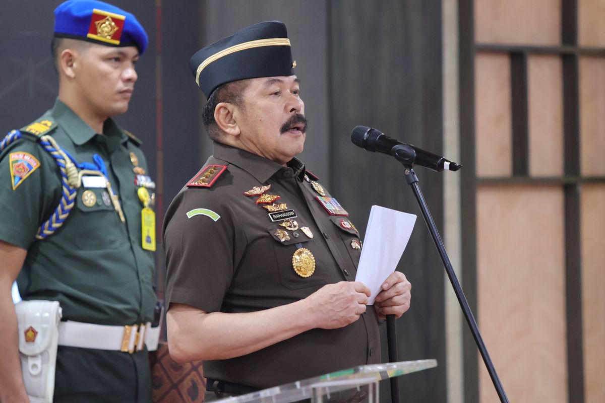 Jaksa Agung, Kajari, Mutasi Kejaksaan, Jaksa Agung S.T. Burhanuddin, mutasi kejaksaan 2025, Daftar Mutasi Kejaksaan Oktober 2025, Sejumlah Kajati dan Kajari Diganti, Penyegaran Organisasi dan Promosi Jabatan, Perombakan Jabatan Kajati di Sejumlah Daerah, Mutasi di Level Kepala Kejaksaan Negeri (Kajari), Perubahan Jabatan Strategis Lainnya