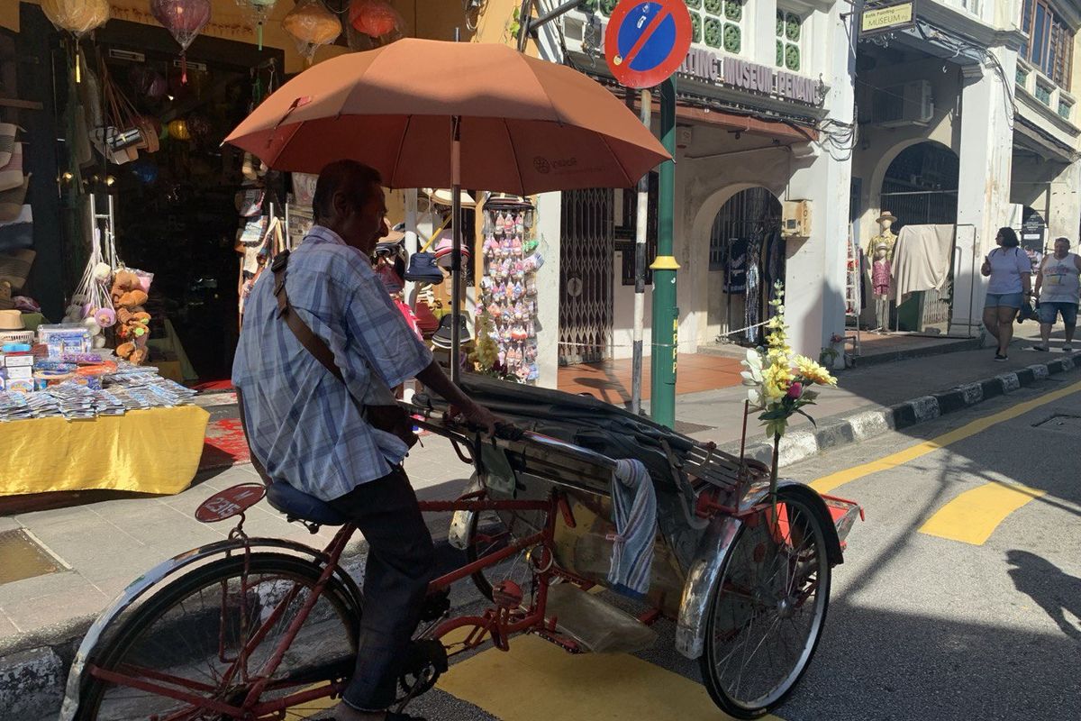 transportasi dari Kuala Lumpur ke Penang, cara ke penang malaysia, bagaimana cara ke penang dari kuala lumpur, cara menuju penang dari kuala lumpur, cara naik bus dari penang ke kuala lumpur, cara naik kereta dari penang ke kuala lumpur, cara dari kuala lumpur ke penang, transportasi dari kuala lumpur ke penang, 4 Transportasi dari Kuala Lumpur ke Penang Malaysia, Bisa Naik Apa?, 1. Pesawat, 2. Naik bus dan kapal feri, 3. Naik kereta api dan kapal feri, 4. Mobil pribadi