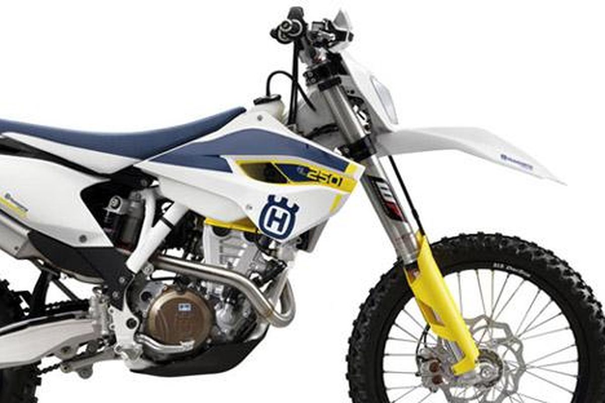 motor trail, ventilasi, tutup tangki motor trail, fungsi selang pada tutup tangki motor trail, Apa Fungsi Selang pada Tutup Tangki Motor Trail?
