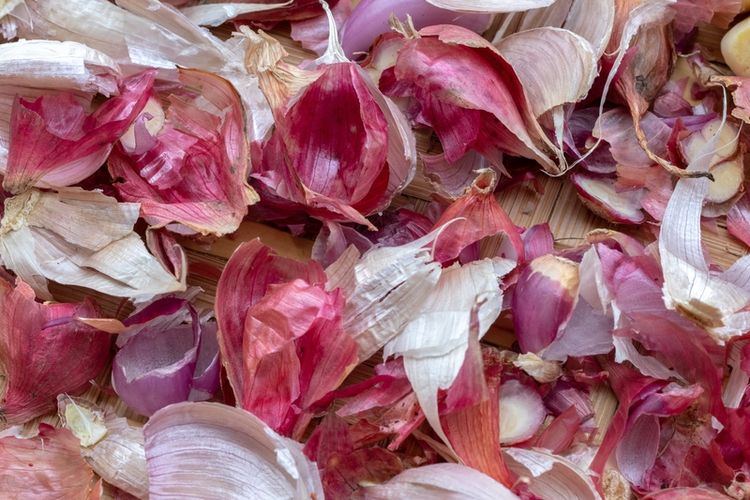 5 Cara Cerdas Manfaatkan Kulit Buah dan Sayur untuk Keperluan Rumah