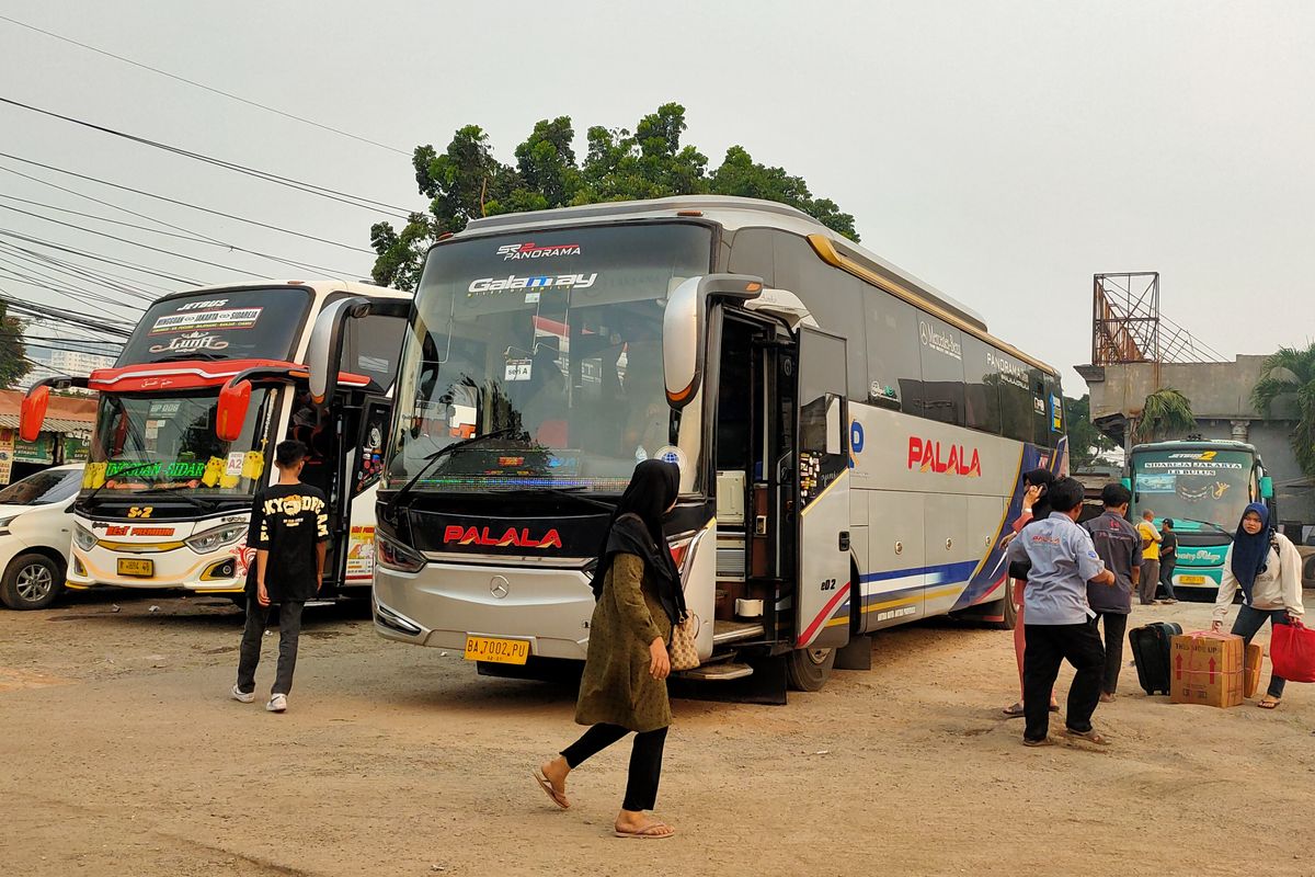 angkutan umum, angkutan jalan, 147 Juta Orang Mudik Naik Angkutan Umum pada Lebaran 2026