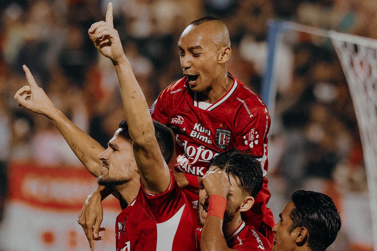 Persib, Liga 1 2024-2025, Bali United, Persib Bandung, Stefano Cugurra, Bojan Hodak, Persib Bandung vs Bali United, Persib Bandung Vs Bali United, Hodak Tetap Waspada Meski Tim Tamu Kering Kemenangan