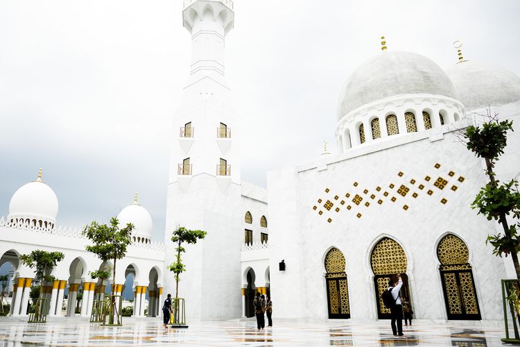 Paskah, tempat wisata di Solo, libur Paskah, wisata di Solo, Wisata di Solo, libur paskah, rekomenasi liburan di solo, 8 Tempat Wisata di Solo dari Museum hingga Taman, Kunjungi Saat Libur Paskah, 1. Keraton Solo, 2. Museum Radya Pustaka, 3. Solo Safari, 4. Masjid Raya Sheikh Zayed, 5. Museum Lokananta, 6. Museum Keris Solo, 7. Taman Balekambang, 8. Monumen Pers Nasional