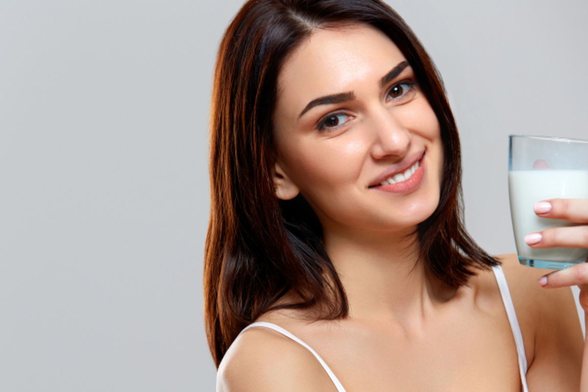 protein, ahli gizi, kapan sebaiknya konsumsi protein, kapan waktu terbaik konsumsi protein, sebelum olahraga konsumsi protein, setelah olahraga konsumsi protein, Kapan Waktu Terbaik Mengonsumsi Protein agar Efektif Diserap Tubuh?, Kapan waktu terbaik konsumsi protein?, Pentingnya protein untuk tubuh, Berapa banyak protein yang dibutuhkan?, Sumber protein yang bisa diperoleh, Bijak mengatur konsumsi protein harian