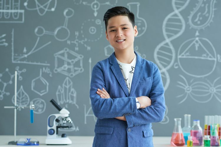 pembohong, manipulatif, manipulator, cara mengenali pembohong, cara mengenali manipulator, apa ciri ciri orang pembohong, Bagaimana cara mengetahui bahasa tubuh pembohong, bagaimana cara mendeteksi kebohongan, cara mengetahui pasangan berbohong, ciri-ciri orang berbohong, cara mengetahui orang berbohong, 12 Cara Mengenali Pembohong Menurut Ahli, Bahasa Tubuh hingga Perilaku, 1. Perhatikan tatapan matanya, 2. Dengarkan perubahan suaranya, 3. Waspadai pilihan kata, 4. Baca bahasa tubuh, 5. Amati reaksi saat dikonfrontasi, 6. Cari cerita yang berubah-ubah, 7. Waspadai respons berlebihan, 8. Perhatikan jawaban menghindar, 9. Amati interaksi sosial mereka, 10. Percaya pada insting, tapi tetap obyektif, 11. Kenali sikap defensif, 12. Pertimbangkan rekam jejak