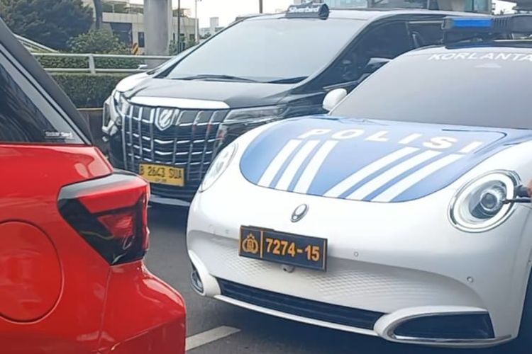mobil listrik, Hyundai, Denza B5, Booking Fee, Kendaraan Niaga, Mahindra Scorpio, Isuzu Traga, Stop Bayar Pajak, Samsat, GWM Ora 07, Mobil Dinas, Kepolisian RI, Denza B5 Sudah Bisa Dipesan, Stop Bayar Pajak
