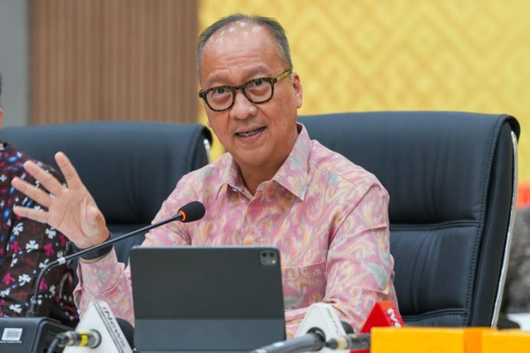 Agus Gumiwang Kartasasmita, Purbaya Yudhi Sadewa, insentif, Insentif kendaraan listrik, Kemenperin, Menkeu Purbaya Bertemu Menperin, Bahas Soal Insentif Kendaraan Listrik