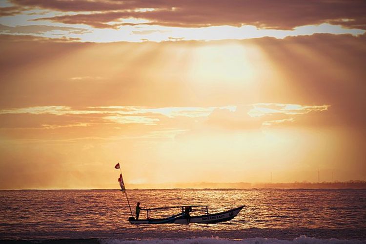 Pantai Pangandaran, wisata pantai pangandaran, Tiket palsu pantai pangandaran, Kasus Tiket Palsu di Wisata Pantai Pangandaran, Diduga Ada Orang Dalam