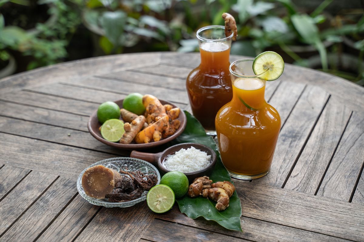 Minuman tradisional, minuman tradisional, minuman tradisional Indonesia, jamu, Jamu, manfaat jamu, manfaat jamu beras kencur, minuman tradisional hangat, 9 Minuman Tradisional Indonesia dan Manfaat Kesehatannya, dari Beras Kencur hingga Bir Pletok