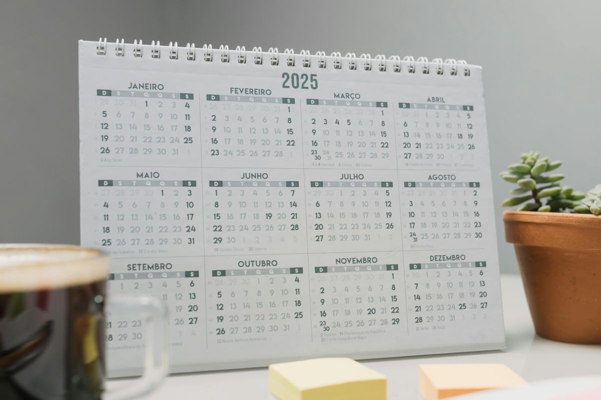 libur nasional 2025, cuti bersama 2025, skb 3 menteri cuti bersama 2025, tanggal merah 2025, kalender libur 2025, Berapa Sisa Libur dan Cuti Bersama Juli-Desember 2025? Cek Tanggalnya