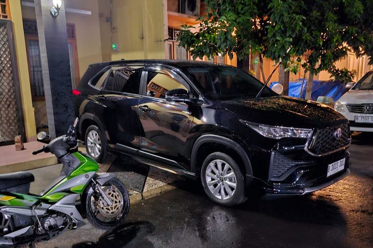 Mitsubishi Destinator, kelebihan dan kekurangan, Toyota Innova Zenix Hybrid, penjualan motor listrik, Jakarta Fair, Kelebihan dan Kekurangan, Bensin, bensin, Penjualan Motor Listrik, molis, Populer Otomotif, artikel terpopuler, Kelebihan dan kekurangan, Mitsubishi Destinator, Jualan Molis Honda Meningkat