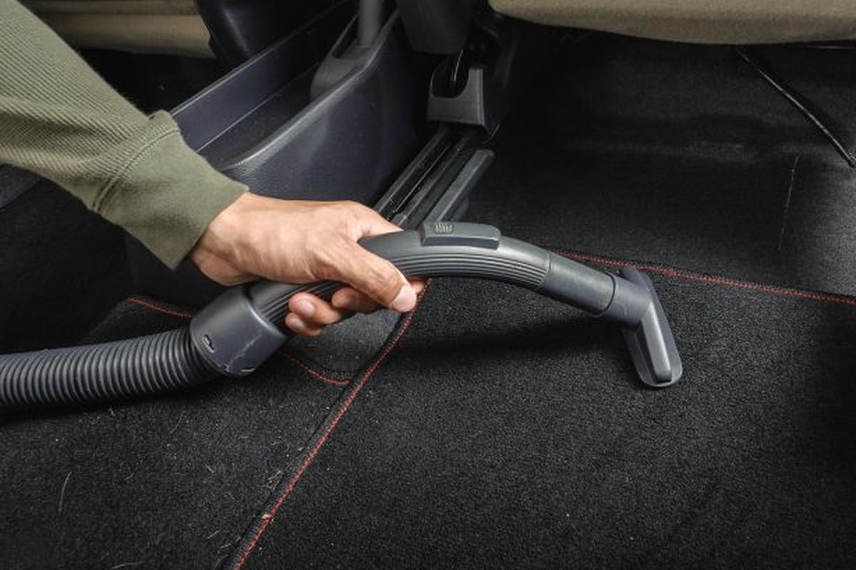 karpet, karpet mobil, Begini Cara Merawat Karpet Mobil, Vakum Saja atau Harus Bongkar?
