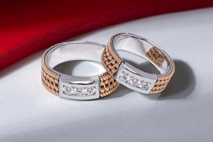 batik, berlian, cincin berlian, Liontin, The Palace Jeweler, cincin, hari batik, Enggak Cuma Indah, Motif Batik dan Cincin Berlian Ini Punya Makna Cinta yang Dalam Banget!