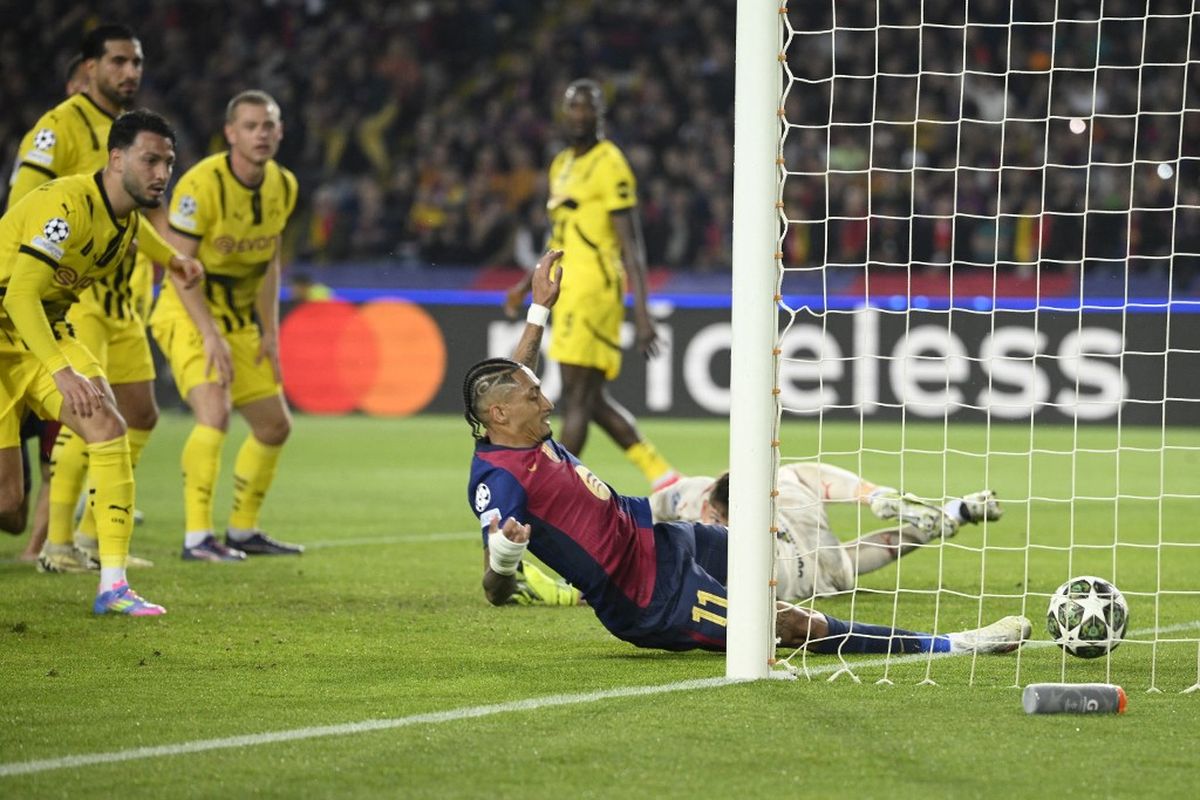 Barcelona, Raphinha, Pau Cubarsi, Liga Champions, Barcelona Vs Dortmund, Kenapa Raphinha Meminta Maaf ke Cubarsi?