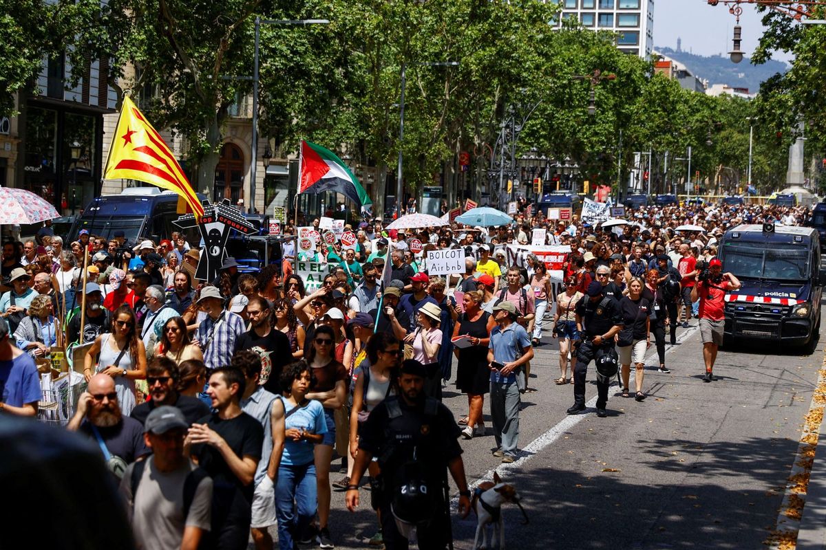 pariwisata massal, Barcelona, demonstrasi, wisata Spanyol, wisata barcelona, Cerita Warga Barcelona Terusir dari Tempat Tinggal Imbas Pariwisata Massal
