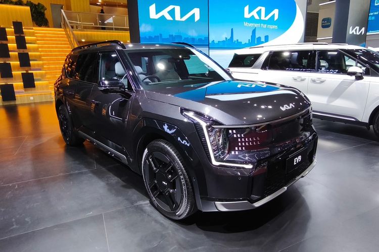 IIMS 2026, Deretan Mobil Kia di IIMS 2026: dari Mesin ICE, HEV sampai BEV, Kia Carens, Kia Seltos Concept, Kia Sonet, Kia PV5 Concept, Kia Carnival HEV