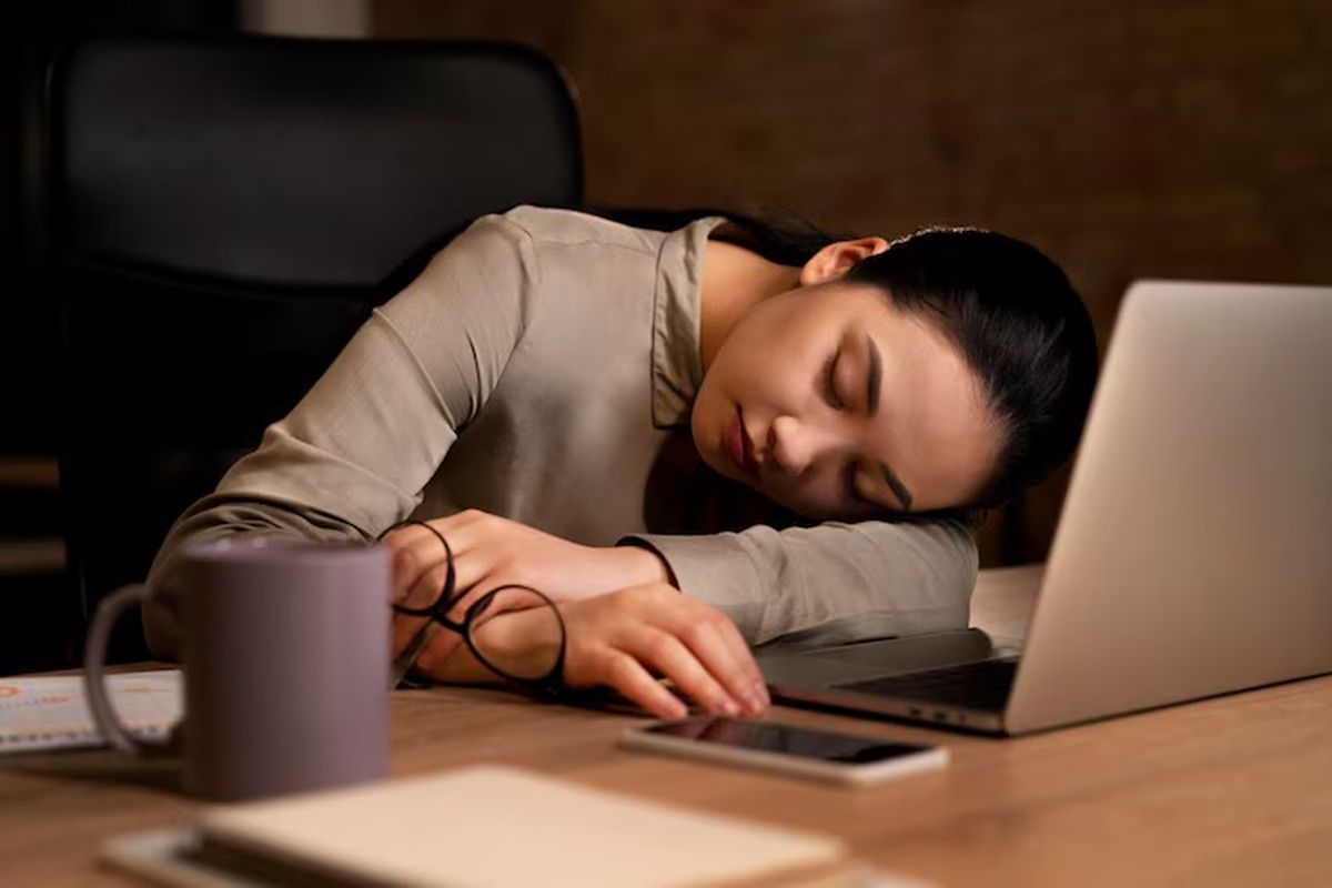 power nap, full cycle nap, Power nap, Full cycle nap, Waktu tidur siang yang ideal, waktu tidur siang yang ideal, tidur siang yang ideal, Apa perbedaan power nap dan full cycle nap, Perbedaan Power Nap dan Full Cycle Nap, manfaat power nap, Perbedaan Power Nap dan Full Cycle Nap, Mana yang Lebih Baik untuk Tidur Siang?