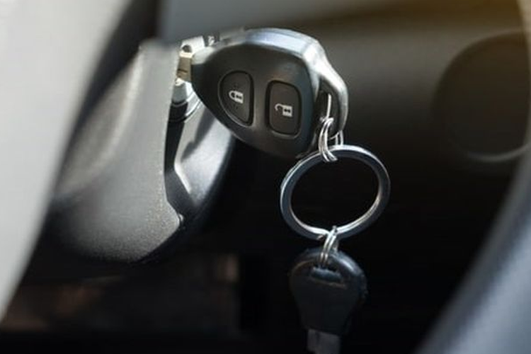 child lock, central lock, mobil, otomotif, tips mobil, Tips and trick, viral, tips otomotif, Jangan Salah Paham, Ini Bedanya Child Lock dan Central Lock