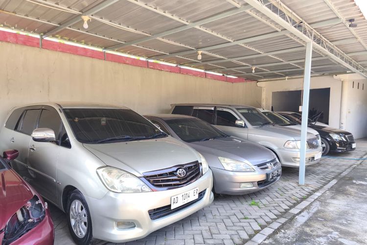 Penjualan mobil bekas, penjualan mobil bekas, mobil listrik murah, daya beli melemah, pasar mobil 2025, Penjualan Mobil Bekas Turun Drastis di 2025