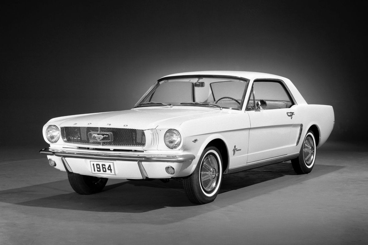 Mustang, mobil, Ford, Asal-usul Nama Ford Mustang, Benarkah dari Kuda Liar?