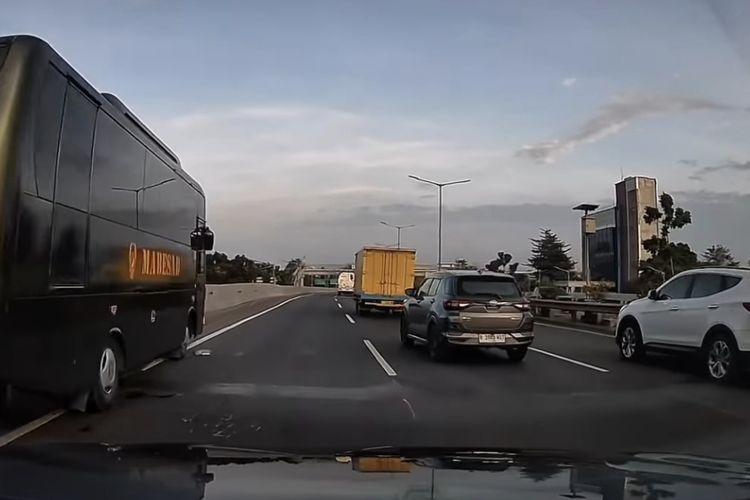 otomotif, Jasa Marga, kendaraan bermotor, JORR, Tol JORR, perbaikan Tol JORR, Mengapa Tol JORR Sering Diperbaiki? Ini Penjelasan Jasa Marga