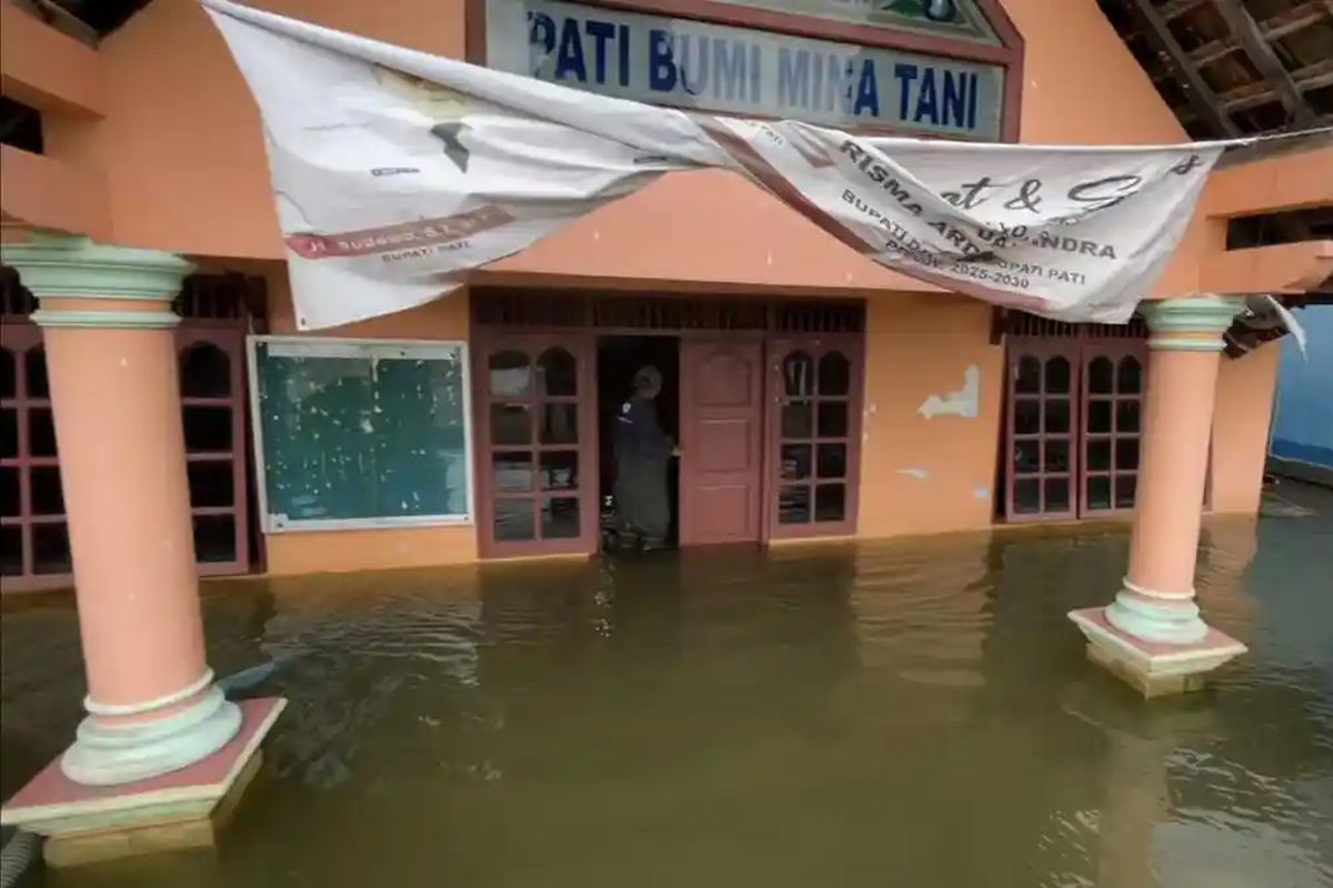Pati, Sudewo, Desa Karangrowo, Duka Warga Karangrowo Pati, Desa Terendam Banjir, Kepala Desa Ditahan KPK