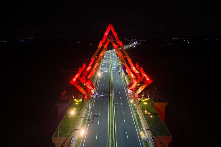 jembatan pandansimo, Jembatan Terpanjang di Yogyakarta, Keindahan jembatan pandansimo, Jembatan Rp 800 Miliar di Yogyakarta, Bertabur Lampu Aneka Warna Saat Malam