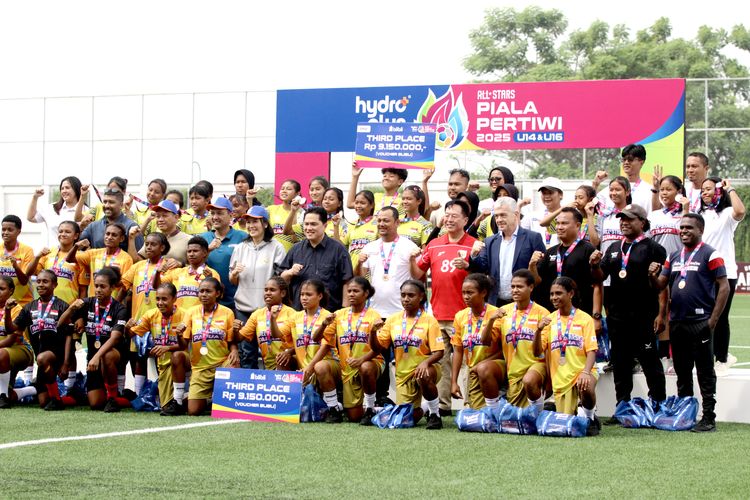 sepak bola putri, Timnas putri Indonesia, Liga Putri, timnas putri Indonesia, Timnas Indonesia, Timnas Putri Indonesia, Ketua Umum PSSI Erick Thohir, sepak bola putri indonesia, Timnas Indonesia Putri, Erick Thohir Bangun Sepak Bola Putri Secara Bertahap, Mulai dari U16 hingga Liga Profesional