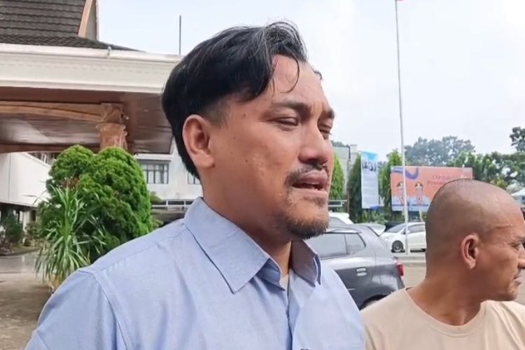 Jambi, Agus Saputra, Pengeroyokan Guru oleh Siswa di Jambi: Respons dan Harapan untuk Perbaikan, Terjunkan tim untuk investigasi, Proses mediasi telah dilakukan, Permintaan maaf Ketua OSIS, Langkah hukum Agus Saputra
