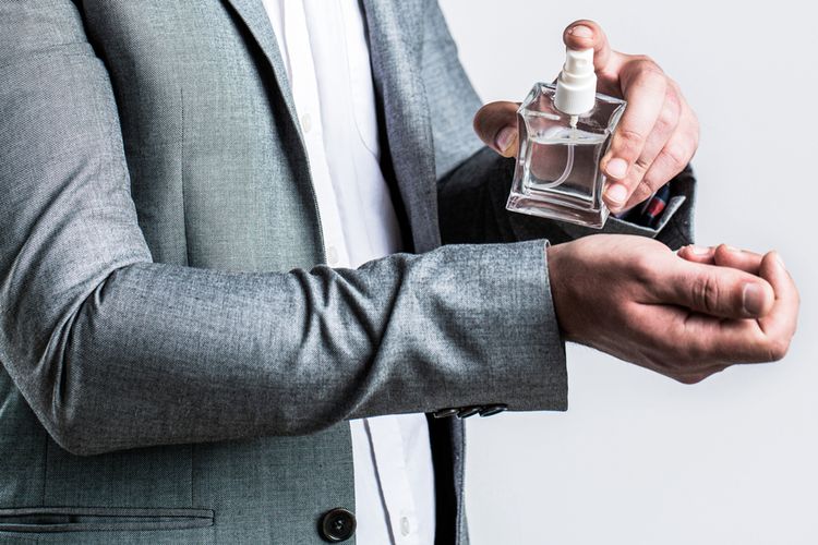 Idul Adha, idul adha, idul adha 2025, tips pilih parfum outdoor, cara pilih parfum outdoor, parfum outdoor wanita, parfum outdoor pria, parfum outdoor tahan lama, parfum outdoor, 3 Tips Memilih Parfum Tahan Lama untuk Outdoor Saat Idul Adha
