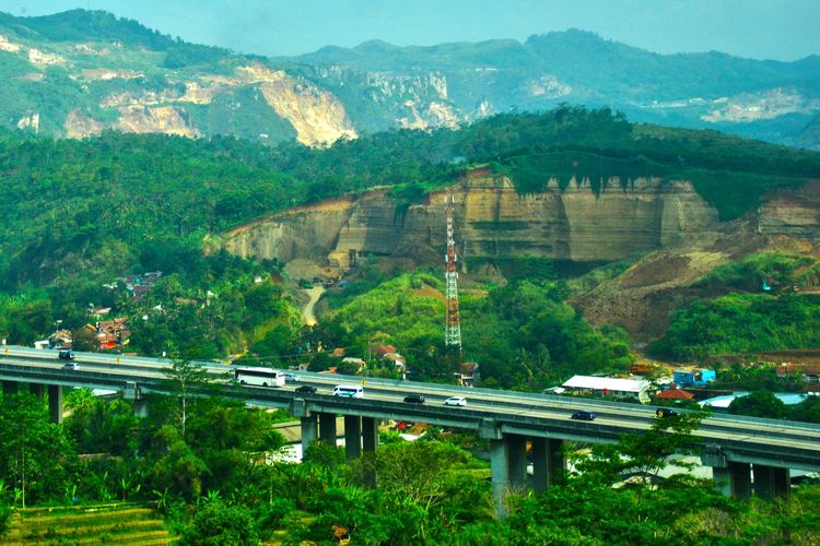 Tol Padaleunyi, Pemeliharaan jalan, jasa marga, tol cipularang, Pekerjaan Pemeliharaan Tol Cipularang dan Padaleunyi Dimulai