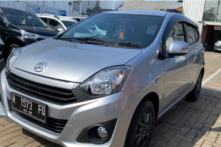 Ayla, Daihatsu, mobil, irit, Daihatsu Ayla, Testimoni Pengguna Daihatsu Ayla: 14 Liter Tempuh Jarak 230 Km
