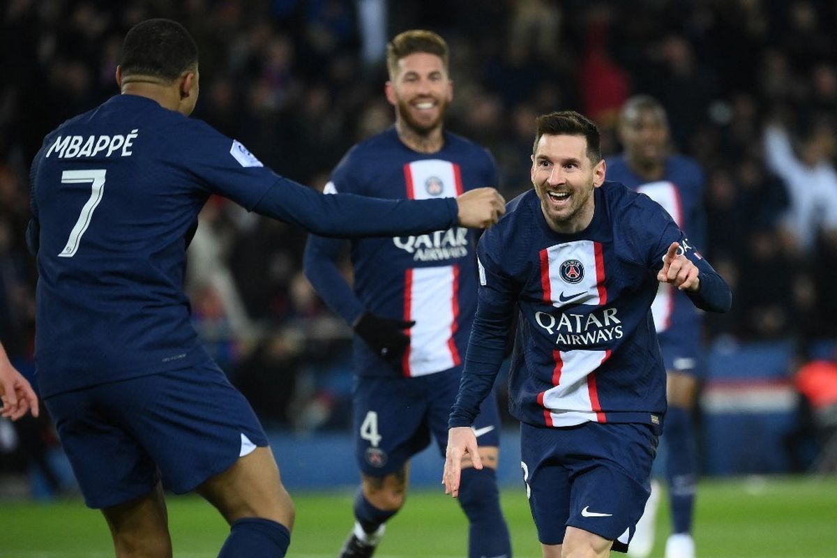 Ronaldo, Mbappe, Messi, Idolakan Ronaldo Sejak Lama, Mbappe Kini Akui Messi Sempurna