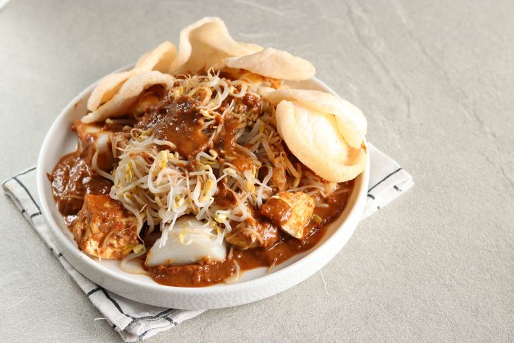 pecel, ketoprak, Pecel, Salad terenak, salad terenak, salad terenak di dunia, Pecel dan Ketoprak Masuk Daftar 10 Salad Terenak di Dunia