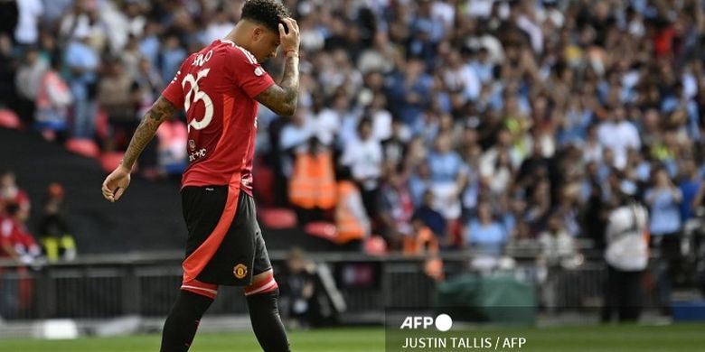 Manchester United, Serie A, AS Roma, Man United, Liga Italia, Jadon Sancho, Demi Tinggalkan Man United, Jadon Sancho Rela Potong Gaji di AS Roma