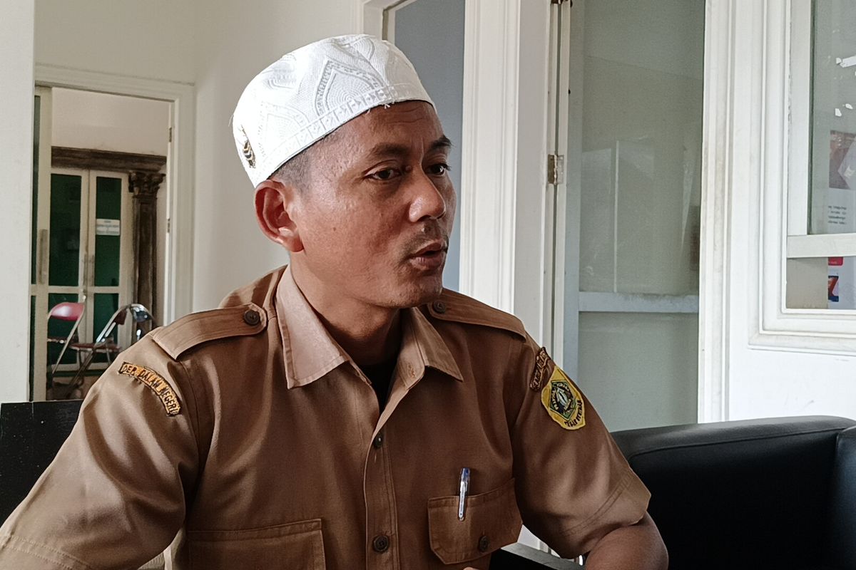 konflik agraria, BLBI, Kabupaten Bogor, desa dilelang, Sukamulya, Duduk Perkara Kasus BLBI di Bogor: Dari Pinjaman 1983 hingga Warga Terancam Kehilangan Tanah, Awal Sengketa: Pinjaman dan Jaminan Lahan, Klaim Ulang Satgas BLBI dan BPN, Desa Sukawangi: Masalah Berbeda, Warga: Tanah Warisan, Bukan Jual Beli, Pemprov Jabar Siapkan Pendampingan