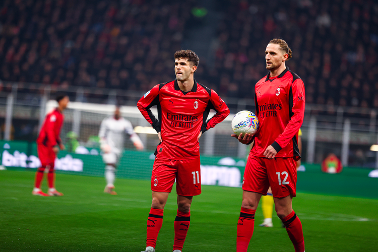 Parma, AC Milan, Matteo Gabbia, Bek AC Milan Enggan Ungkit Gol Kontroversial Parma, Pilih Evaluasi Tim Sendiri