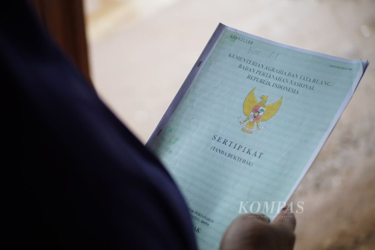Sertifikat tanah, sertifikat, Layanan Sertifikat Keliling, cara akses layanan sertifikat keliling, Cara Mengurus Sertifikat Tanah Lewat Mobil Layanan Keliling ATR/BPN, Apa Itu Layanan Sertifikat Keliling?, Cara Mengakses Layanan Sertifikat Keliling, Manfaat Layanan Sertifikat Keliling, Akses Informasi Jadwal Layanan