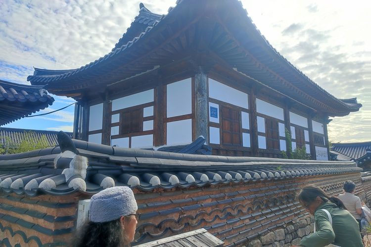 dinasti joseon, wisata sejarah, Jeonju, Kuil Gyeonggijeon, Mengunjungi Kuil Gyeonggijeon Peninggalan Dinasti Joseon di Jeonju