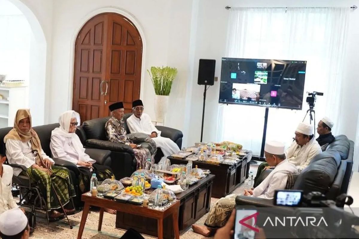 PBNU, Sesepuh Nahdlatul Ulama, Sesepuh NU, Forum Sesepuh NU, warga NU, Nahdatul Ulama, Warga NU, konflik pbnu, konflik NU, Forum  Sesepuh Nahdlatul Ulama, Forum sesepuh NU, Forum Sesepuh NU Serukan Islah untuk Akhiri Konflik di PBNU, Minta Semua Pihak Menahan Diri, Pertemuan Diprakarsai Dua Kiai Sepuh, Imbauan Menahan Diri dan Hentikan Pernyataan di Media, Jaga Ukhuwah dan Bijak Bermedia Sosial, Tokoh-Tokoh NU Hadir, Baik Langsung maupun Daring