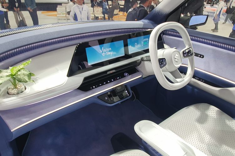 kei car, Suzuki Motor Corporation, Japan Mobility Show 2025, suzuki vision e-sky, vision e-sky, Suzuki Vision e-Sky; Bisa Jadi Lawan Wuling Air ev dan BYD Atto 1